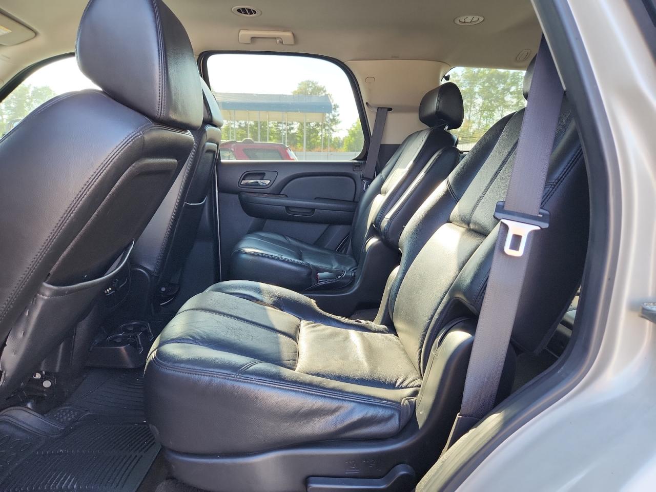 2008 Chevrolet Tahoe C1500 VIN: 1GNFC13008R182364 Lot: 63459195