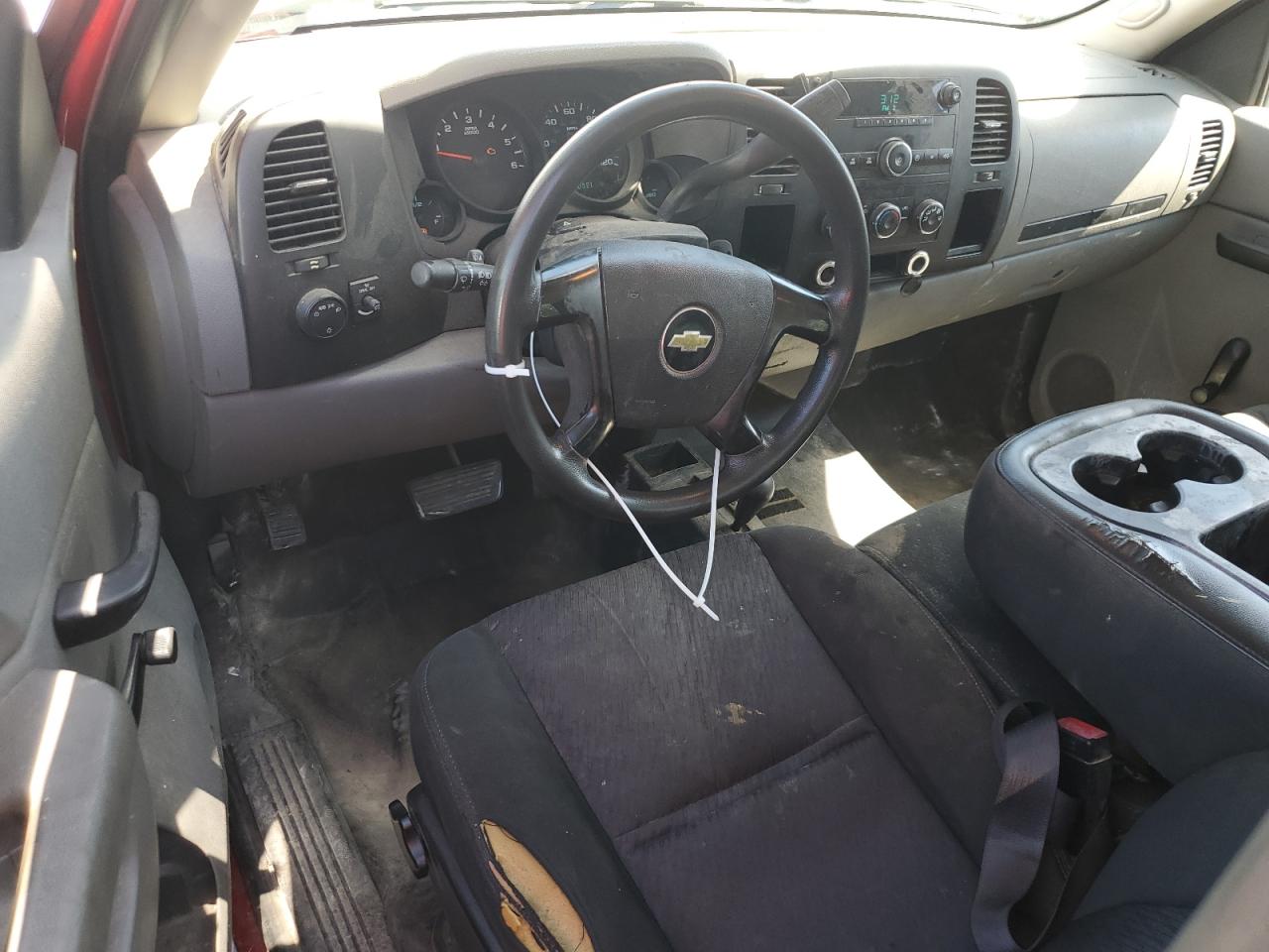 2011 Chevrolet Silverado K1500 VIN: 1GCRKPEAXBZ430354 Lot: 65132095