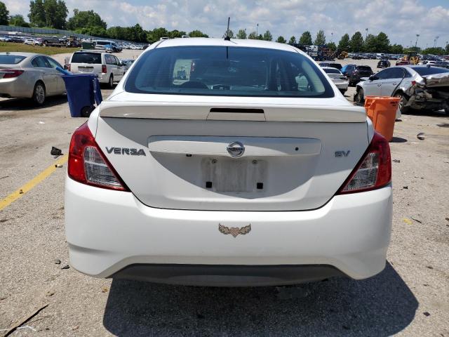  NISSAN VERSA 2019 Biały