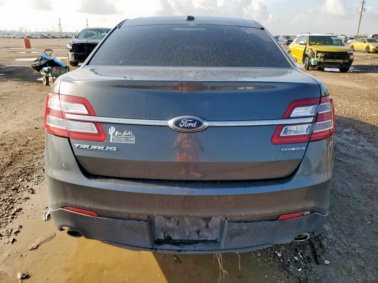 2018 Ford Taurus Se VIN: 1FAHP2D80JG135696 Lot: 64788205