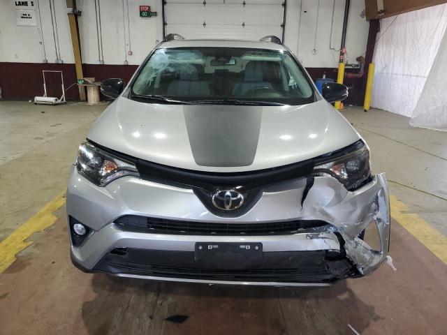 TOYOTA RAV4 2018 Серебристый
