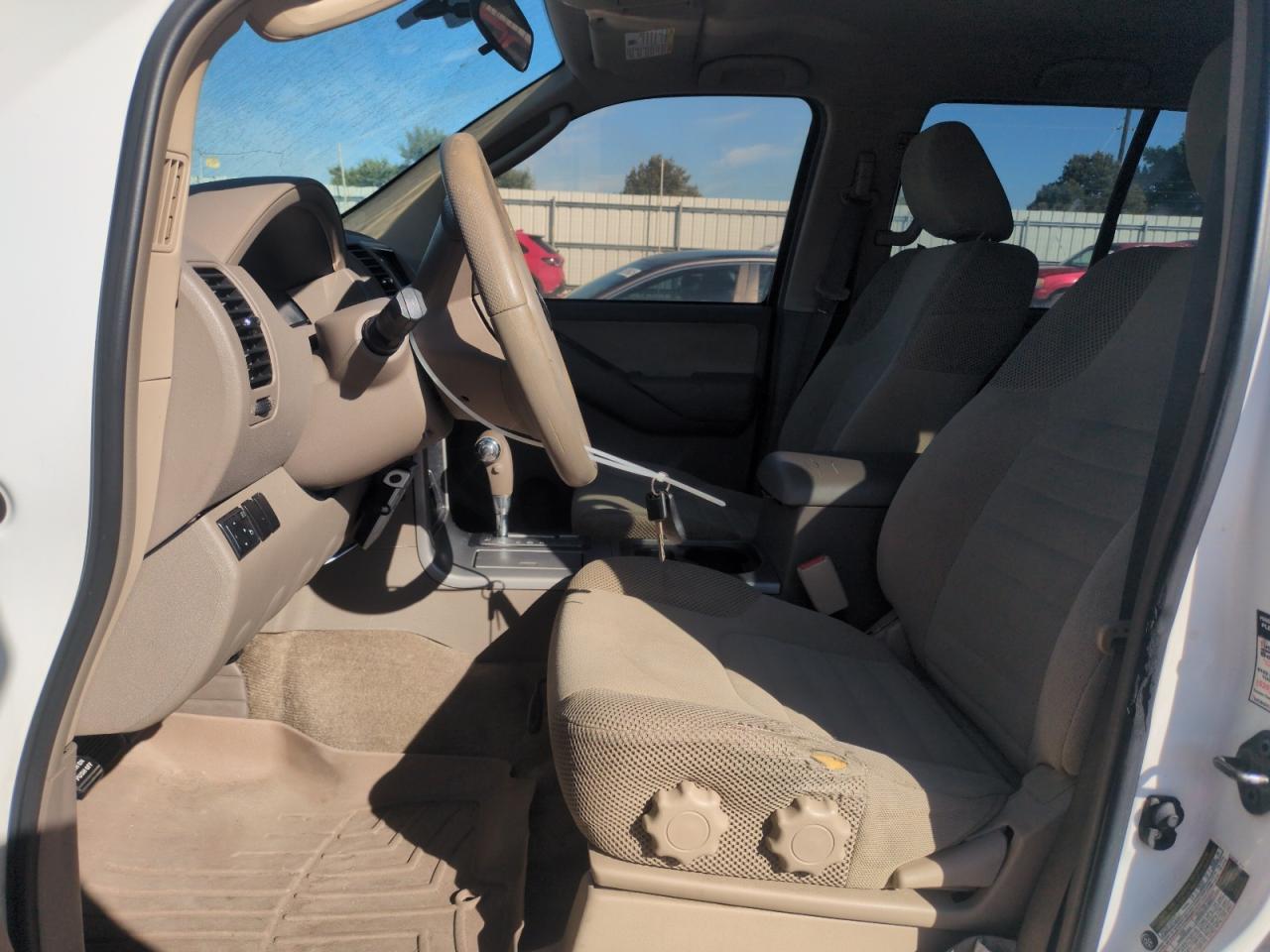 2010 Nissan Pathfinder S VIN: 5N1AR1NN7AC612132 Lot: 63628435