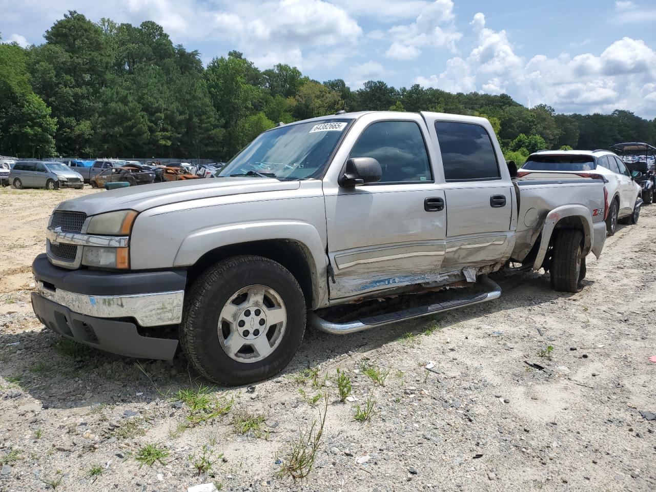 2004 Chevrolet Silverado K1500 VIN: 2GCEK13T941352726 Lot: 64382665