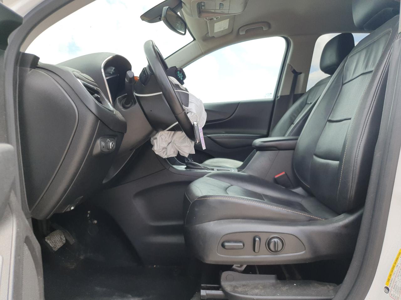 2018 Chevrolet Equinox Premier VIN: 2GNAXMEV5J6189630 Lot: 64642685