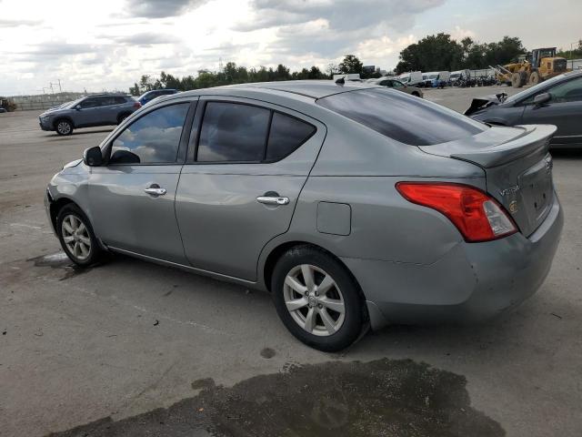  NISSAN VERSA 2014 Szary