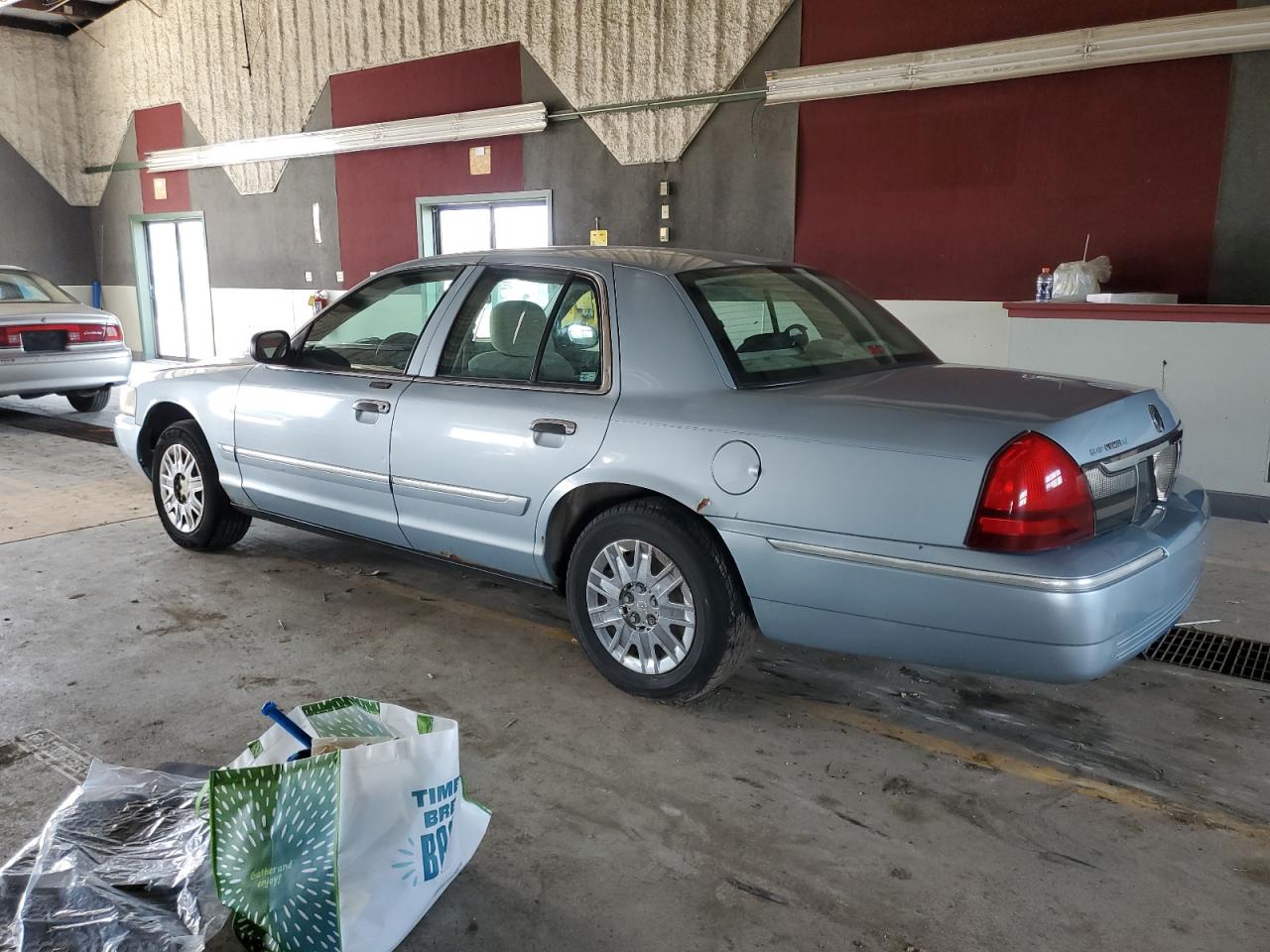 2007 Mercury Grand Marquis Gs VIN: 2MEFM74V77X629035 Lot: 65328145
