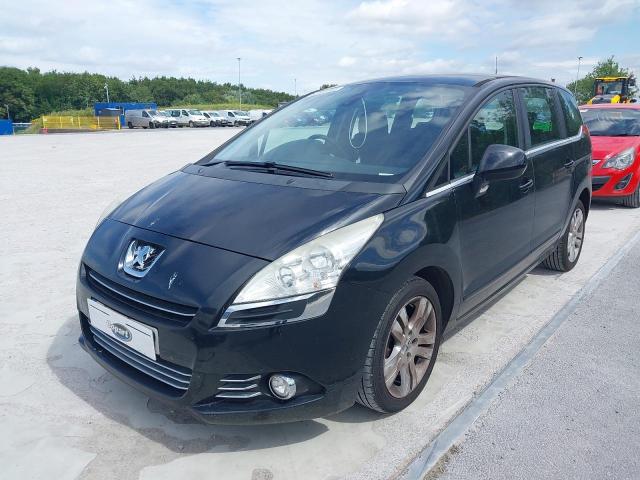 PEUGEOT 5008 ACTIV 2012