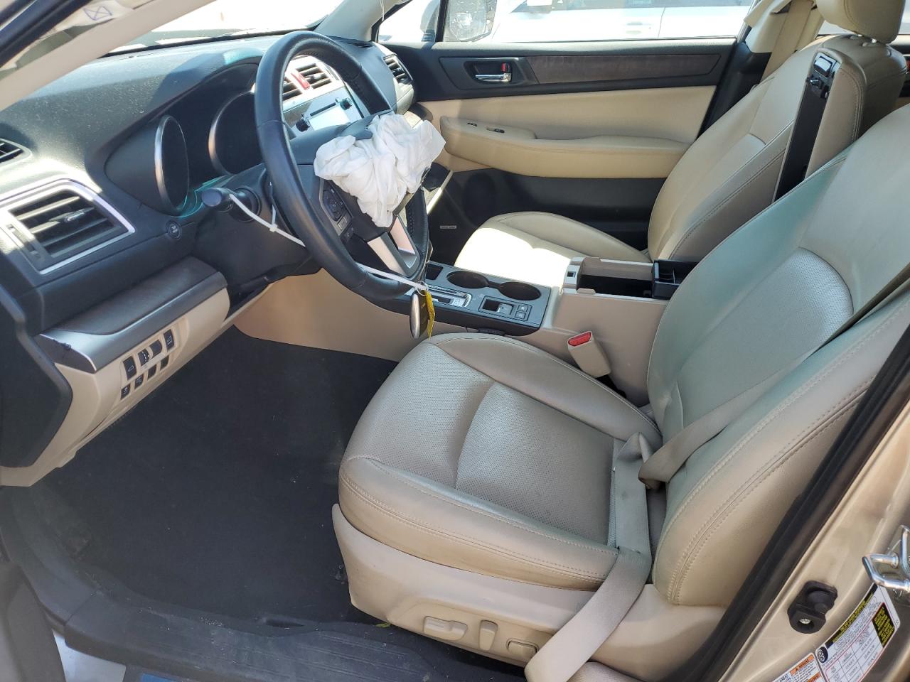 2015 Subaru Outback 2.5I Limited VIN: 4S4BSBLC3F3350830 Lot: 64336625
