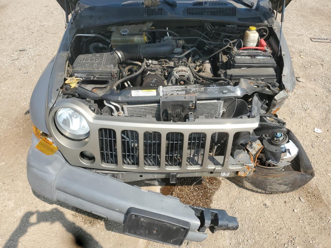 2005 Jeep Liberty Sport VIN: 1J4GL48K65W596393 Lot: 66341075