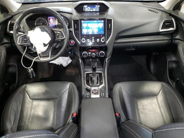  SUBARU FORESTER 2021 Серебристый