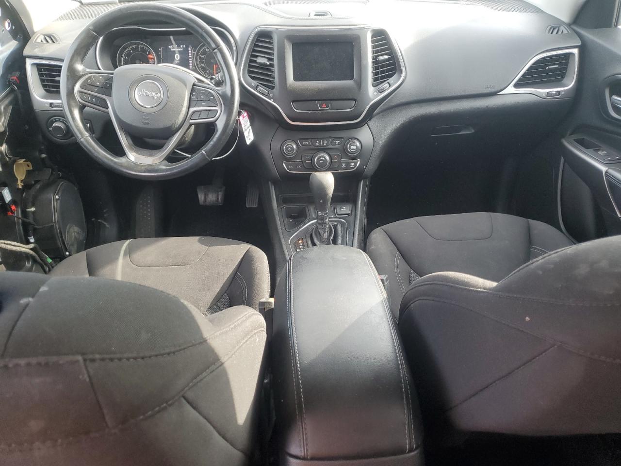 2020 Jeep Cherokee Latitude VIN: 1C4PJLCB8LD634227 Lot: 62323405