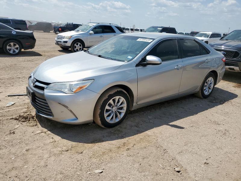 Седаны TOYOTA CAMRY 2016 Серебристый