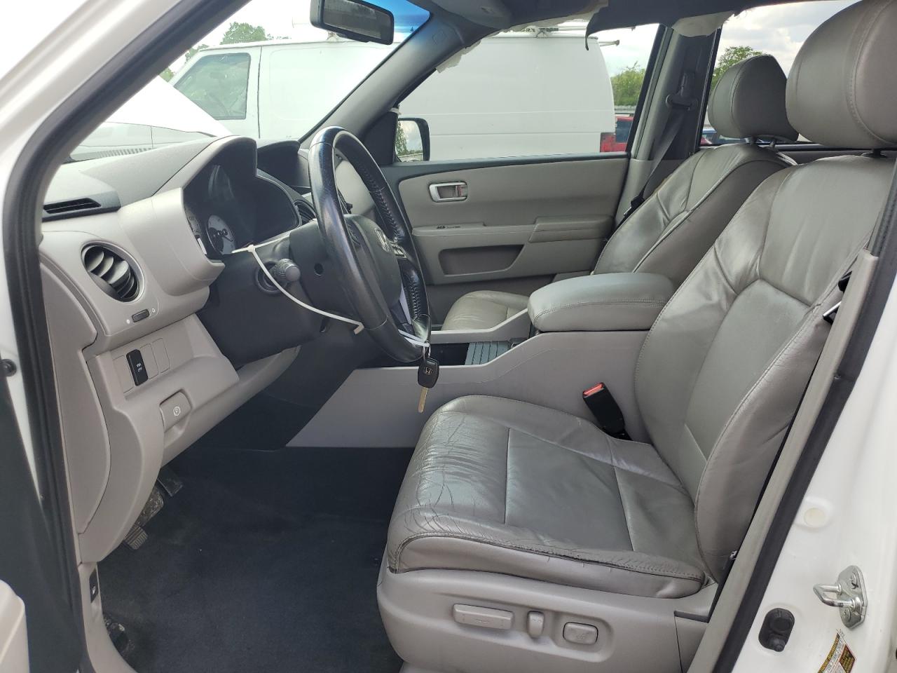 2011 Honda Pilot Exl VIN: 5FNYF3H67BB037319 Lot: 63064405