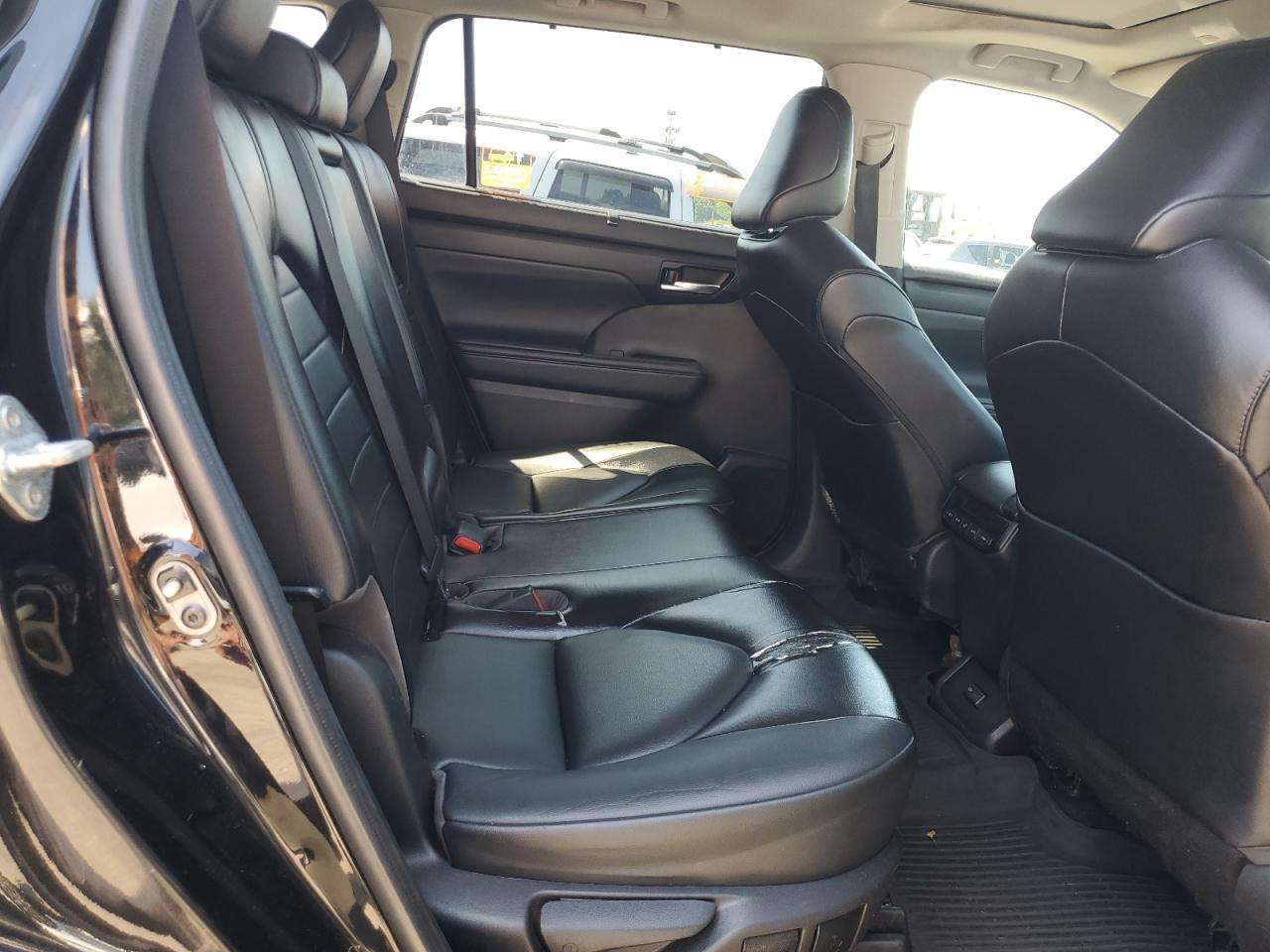2022 Toyota Highlander Xle VIN: 5TDGZRBH7NS175278 Lot: 65046255