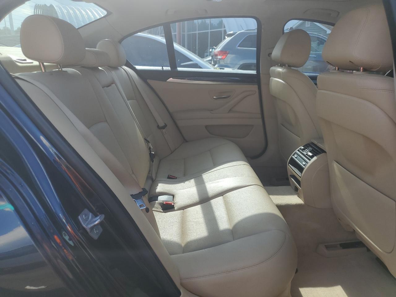 2014 BMW 528 Xi VIN: WBA5A7C55ED613165 Lot: 62579085
