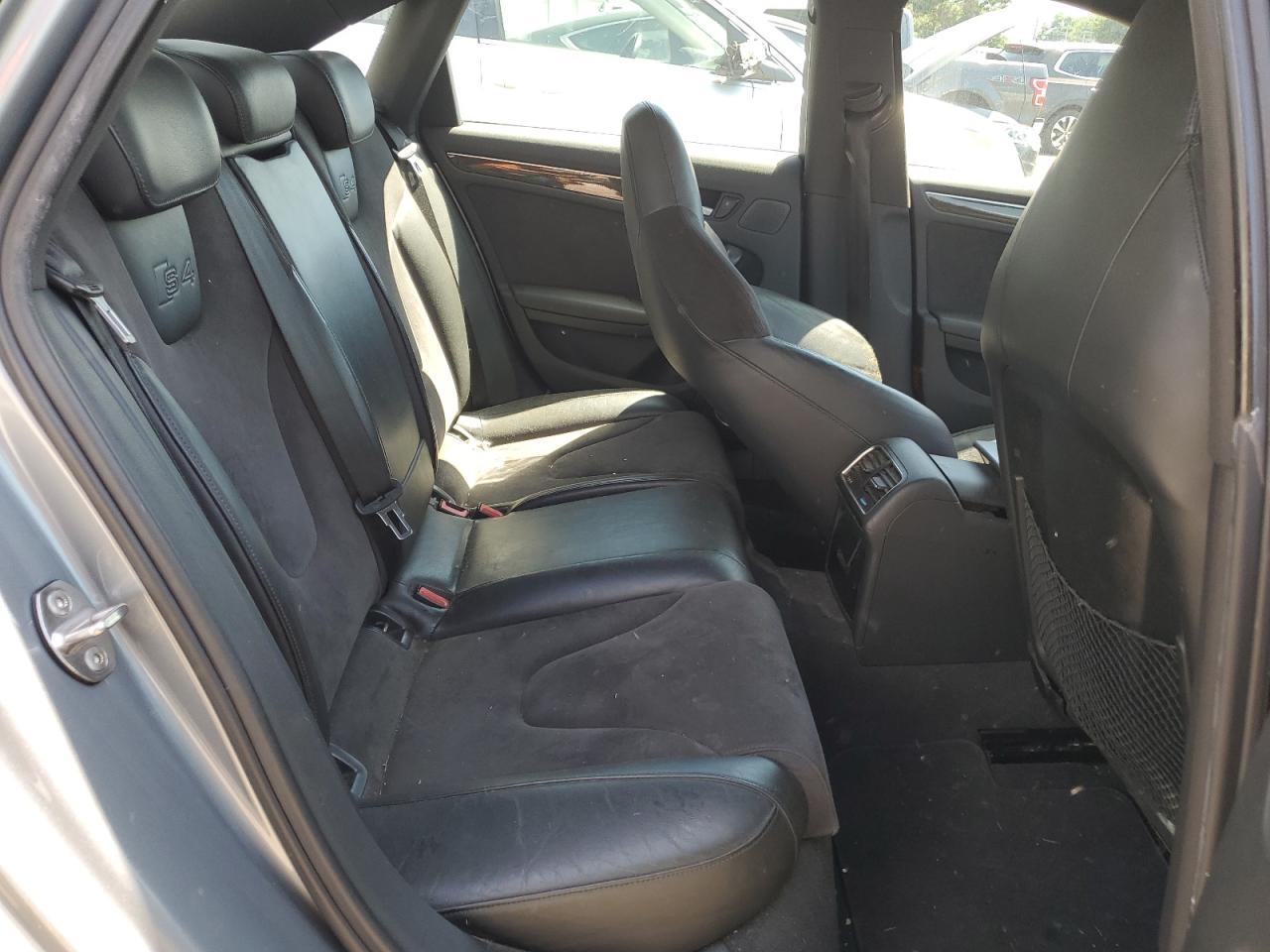 2010 Audi S4 Prestige VIN: WAUKGAFL4AA175243 Lot: 63451905