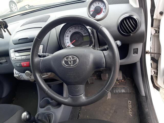 2011 TOYOTA AYGO GO VV