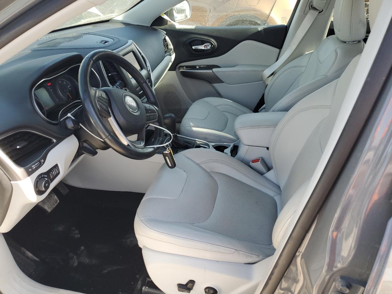 1c4pjmmx5md214572 1C4PJMMX5MD214572 2021 Jeep Cherokee Latitude Lux
