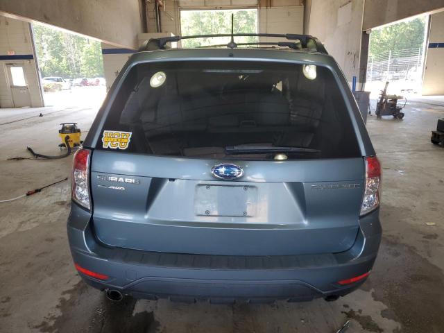  SUBARU FORESTER 2012 Zielony