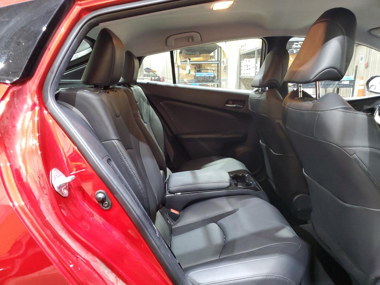 2018 Toyota Prius Prime VIN: JTDKARFPXJ3070913 Lot: 64381445
