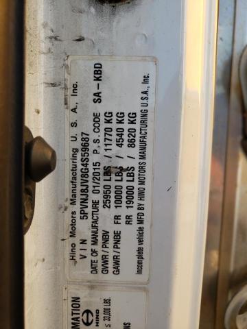 2016  258/268 - TRUCKS REFRIGERATED BOX TRUCK