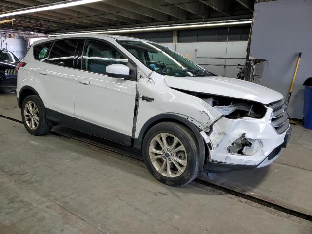  FORD ESCAPE 2017 Белы
