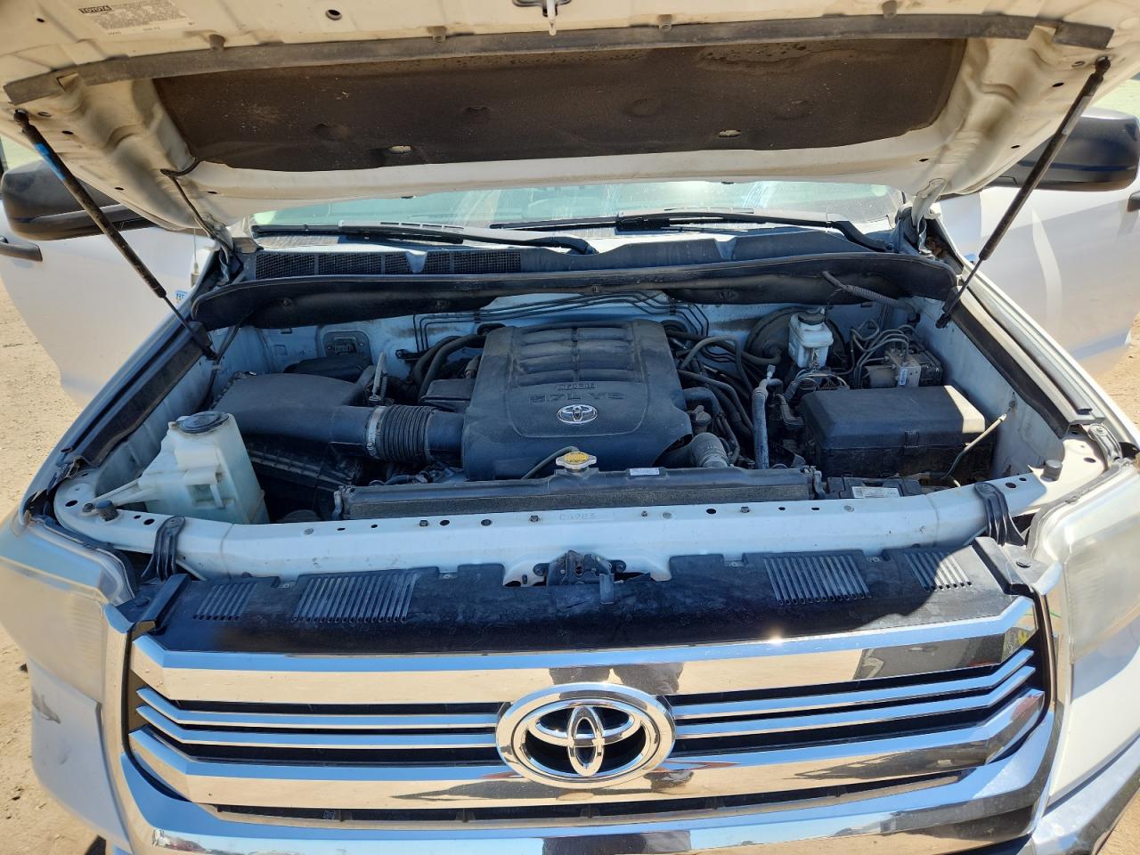 2016 Toyota Tundra Crewmax Sr5 VIN: 5TFEY5F19GX207466 Lot: 64333855