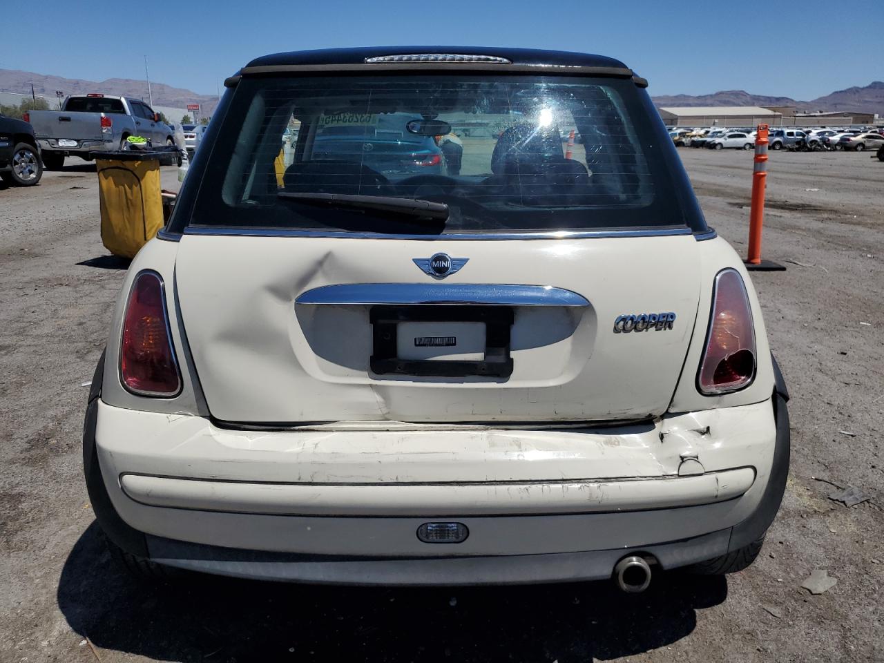 2003 Mini Cooper VIN: WMWRC33493TE17005 Lot: 63263445