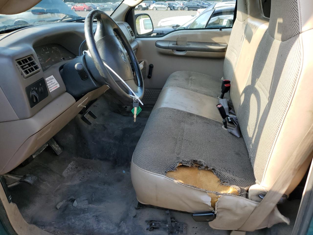 2004 Ford F250 Super Duty VIN: 1FTNF20P74EC18877 Lot: 65595635