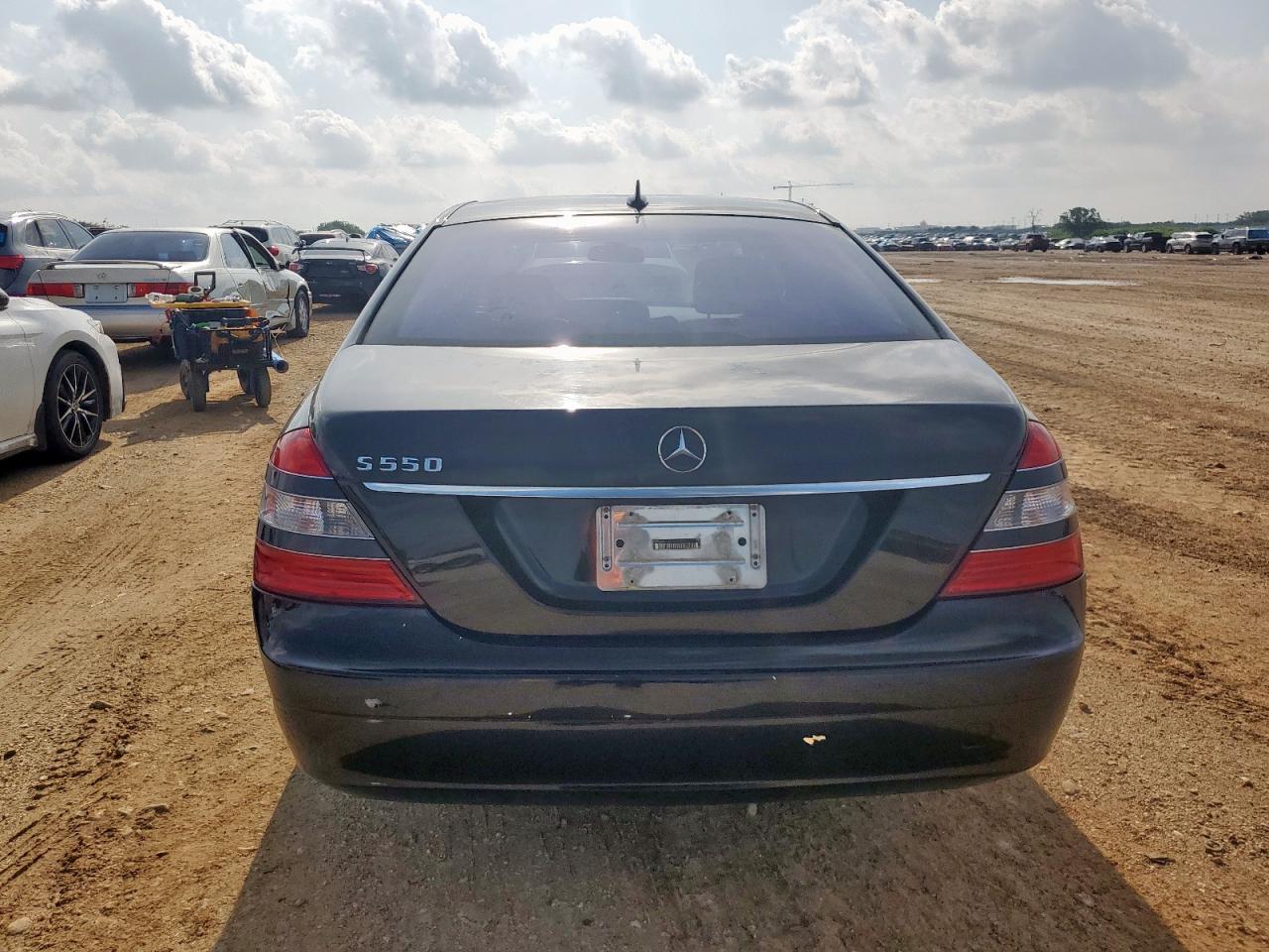 2007 Mercedes-Benz S 550 VIN: WDDNG71X27A106322 Lot: 64754455