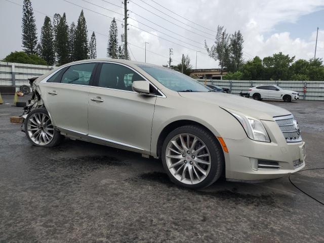 Sedans CADILLAC XTS 2013 Beżowy
