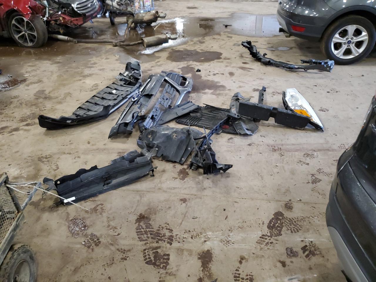 1FMCU9G93FUA76576 2015 Ford Escape Se