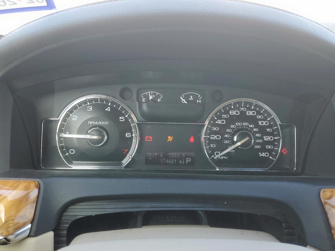 1LNHM93R99G610758 2009 Lincoln Mks