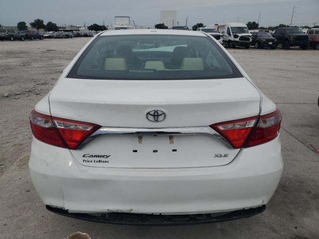  TOYOTA CAMRY 2015 White