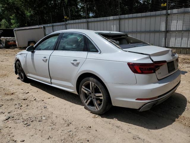  AUDI A4 2018 Белы