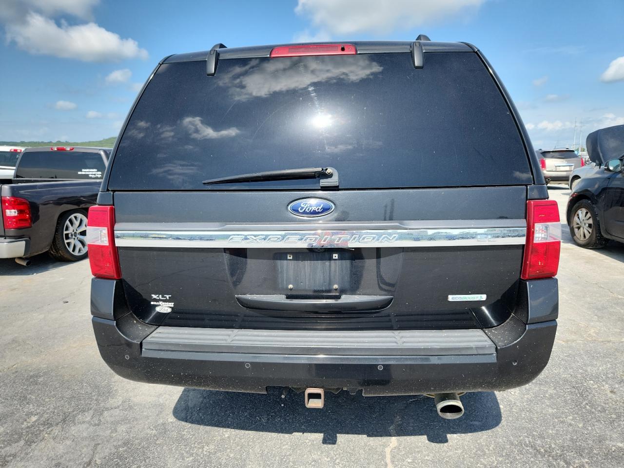 2015 Ford Expedition El Xlt VIN: 1FMJK1JT5FEF01566 Lot: 62403845