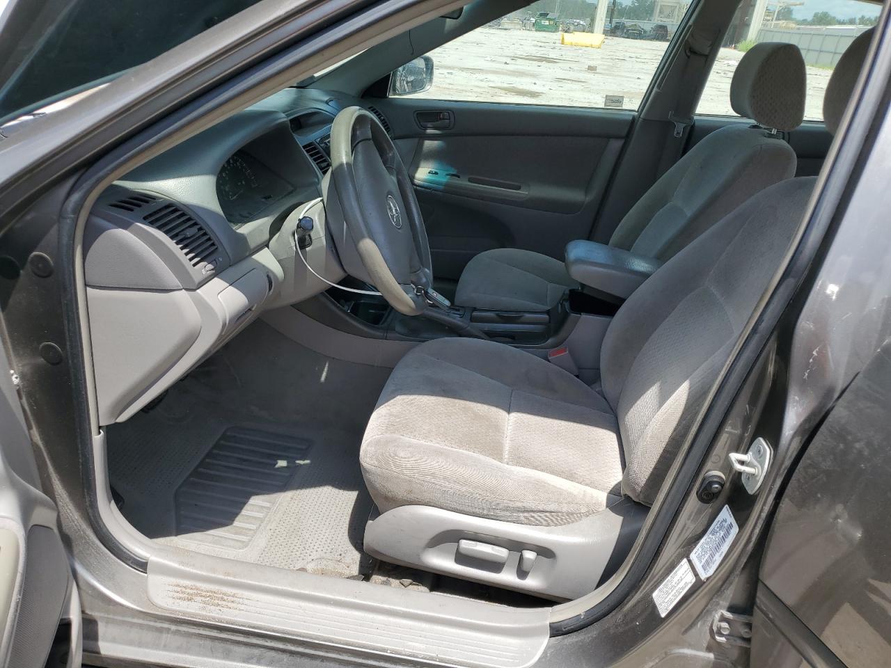 2003 Toyota Camry Le VIN: 4T1BE32K33U719097 Lot: 65037185