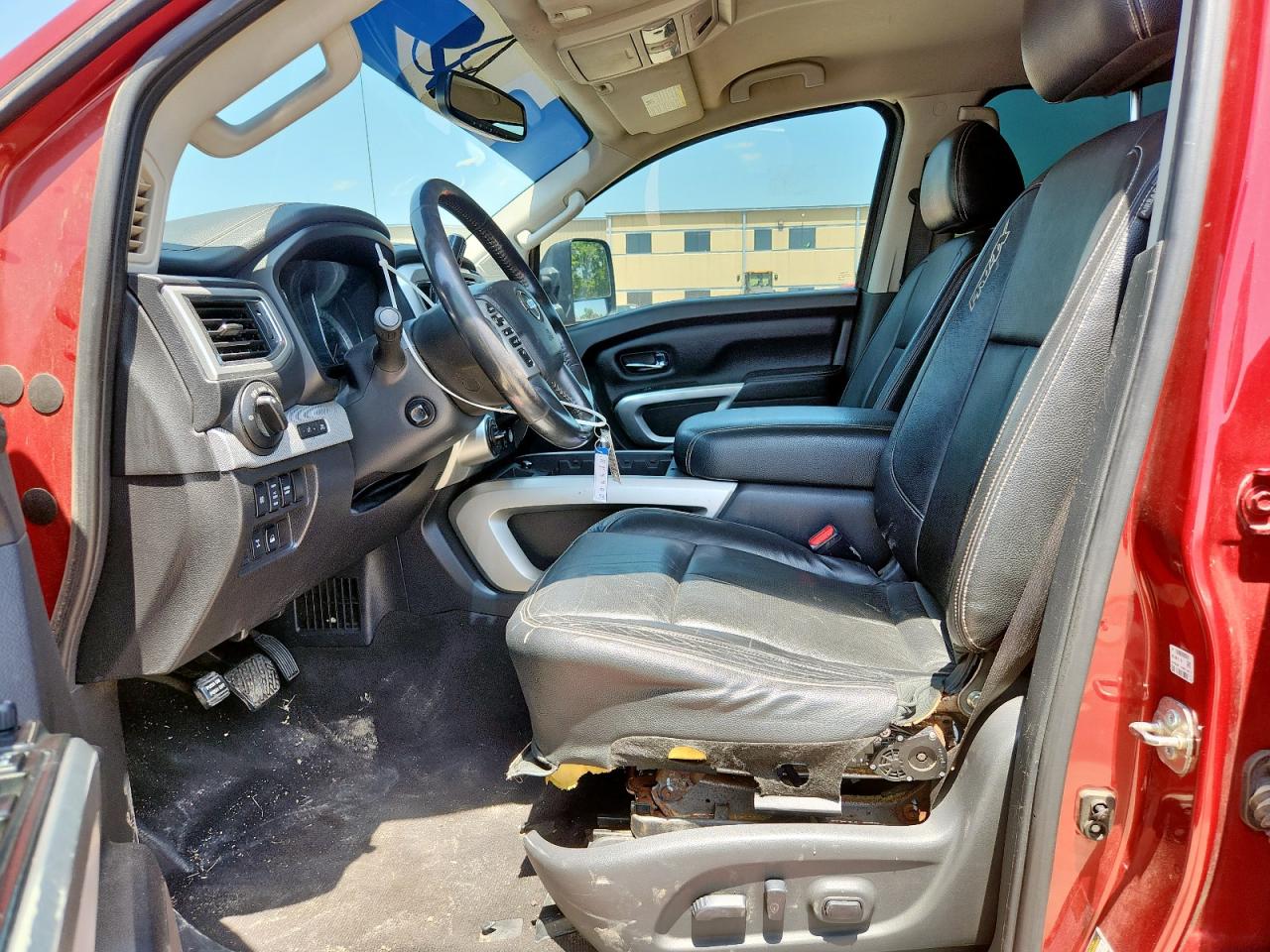 2017 Nissan Titan Sv VIN: 1N6AA1E51HN524832 Lot: 63772305