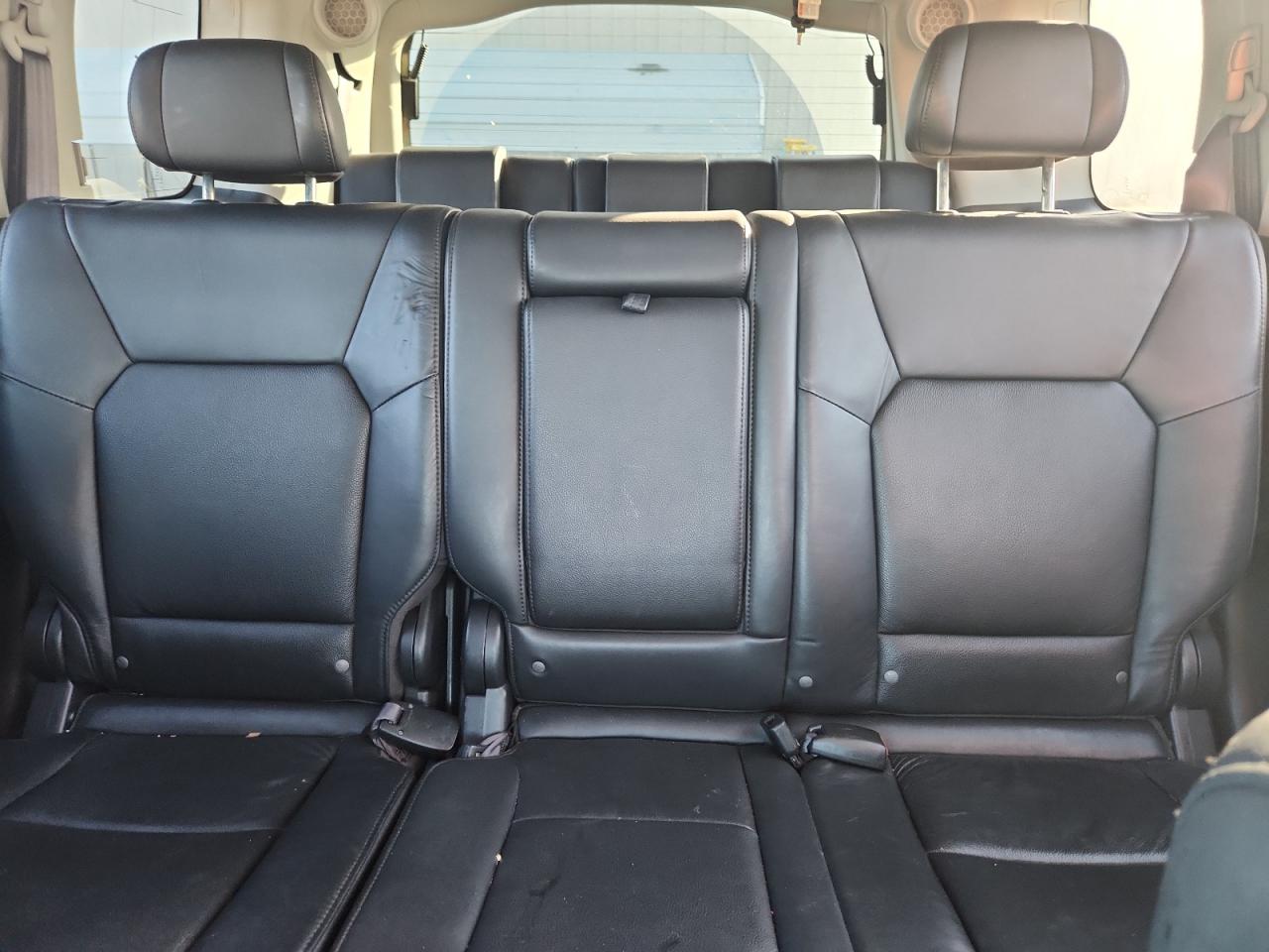 2010 Honda Pilot Touring VIN: 5FNYF3H88AB011313 Lot: 65342235