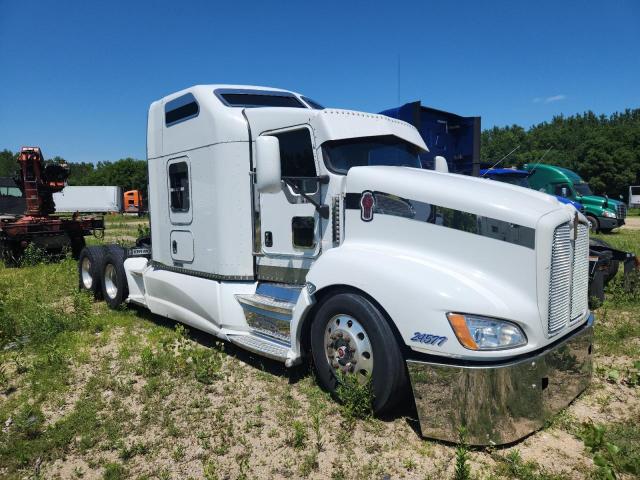 2012 Kenworth T600 Semi Truck