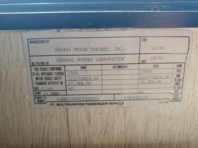 1995 CHEVROLET P30   