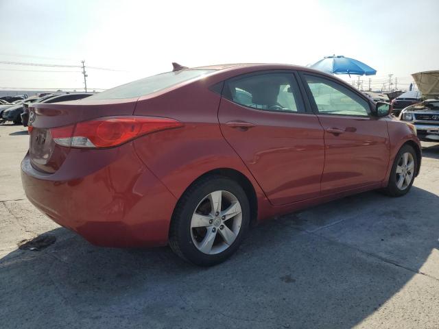  HYUNDAI ELANTRA 2013 Красный