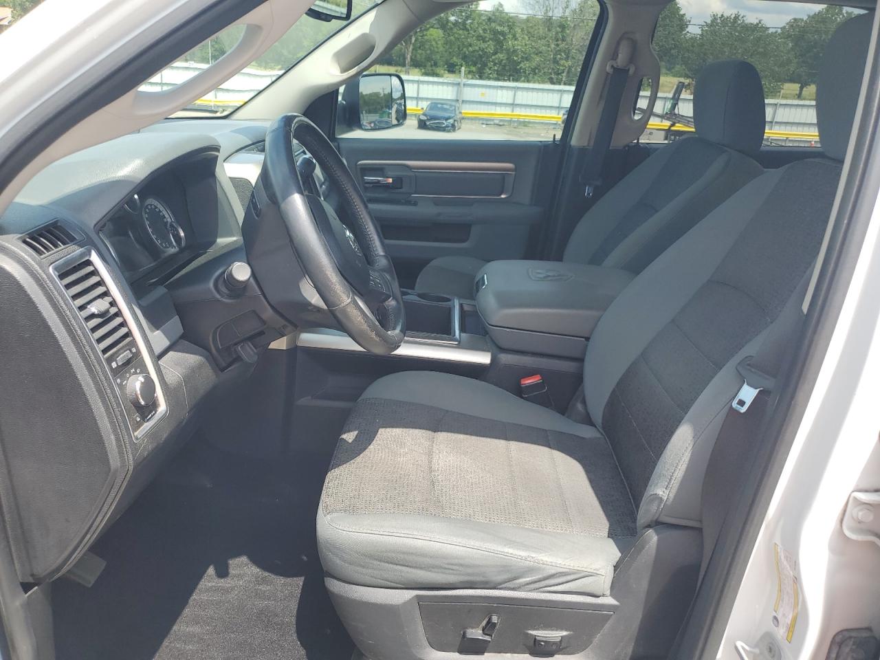 2014 Ram 2500 Slt VIN: 3C6UR5DL0EG193981 Lot: 64229975