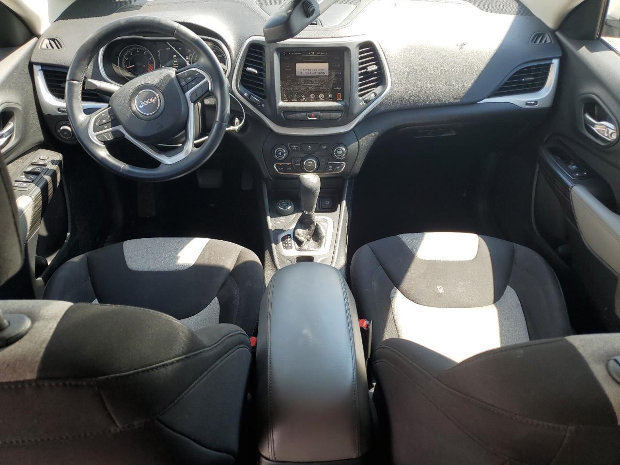 2014 Jeep Cherokee Latitude VIN: 1C4PJMCS8EW142455 Lot: 64837125