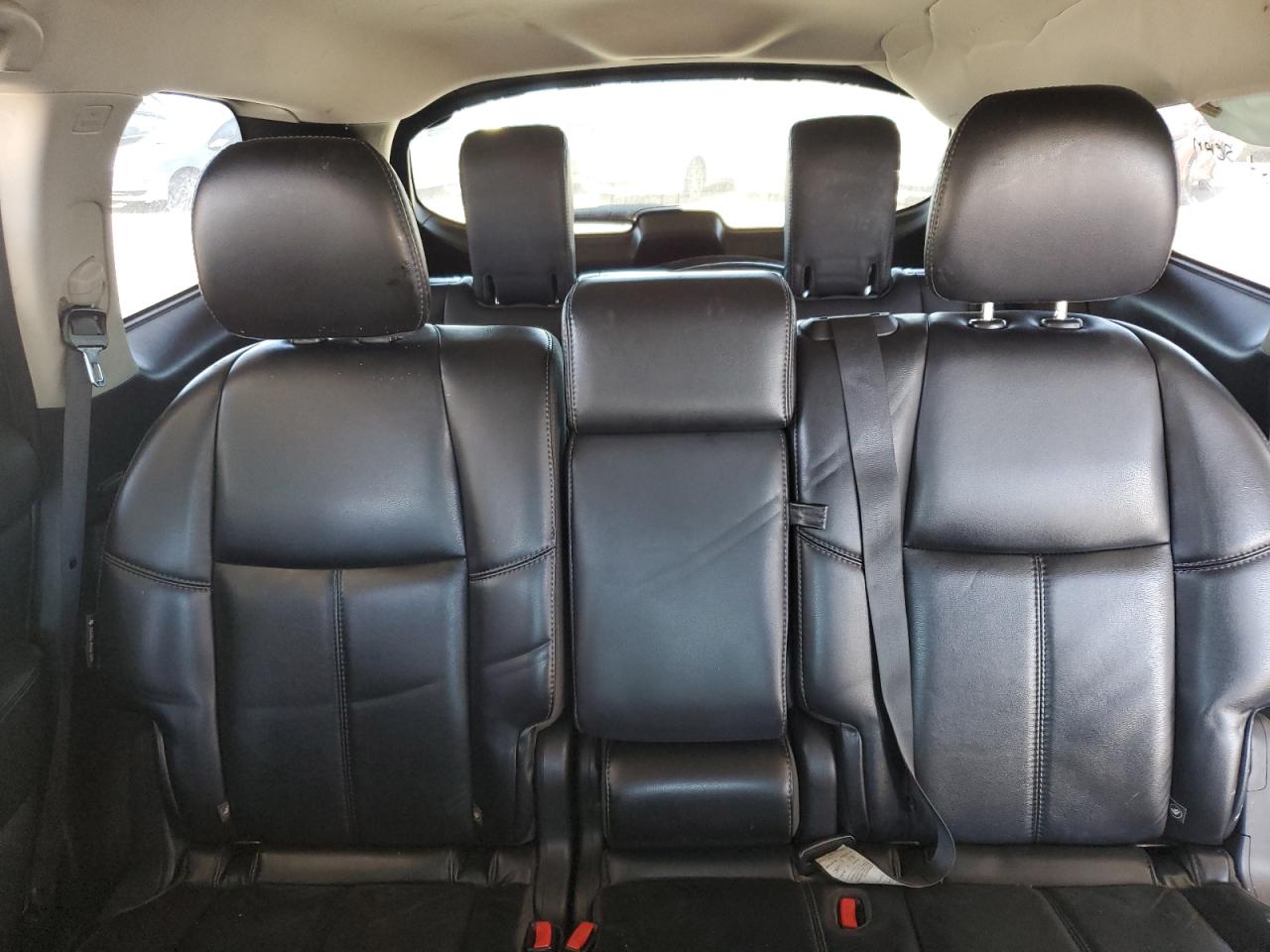 2019 Nissan Pathfinder S VIN: 5N1DR2MN2KC642757 Lot: 63793025