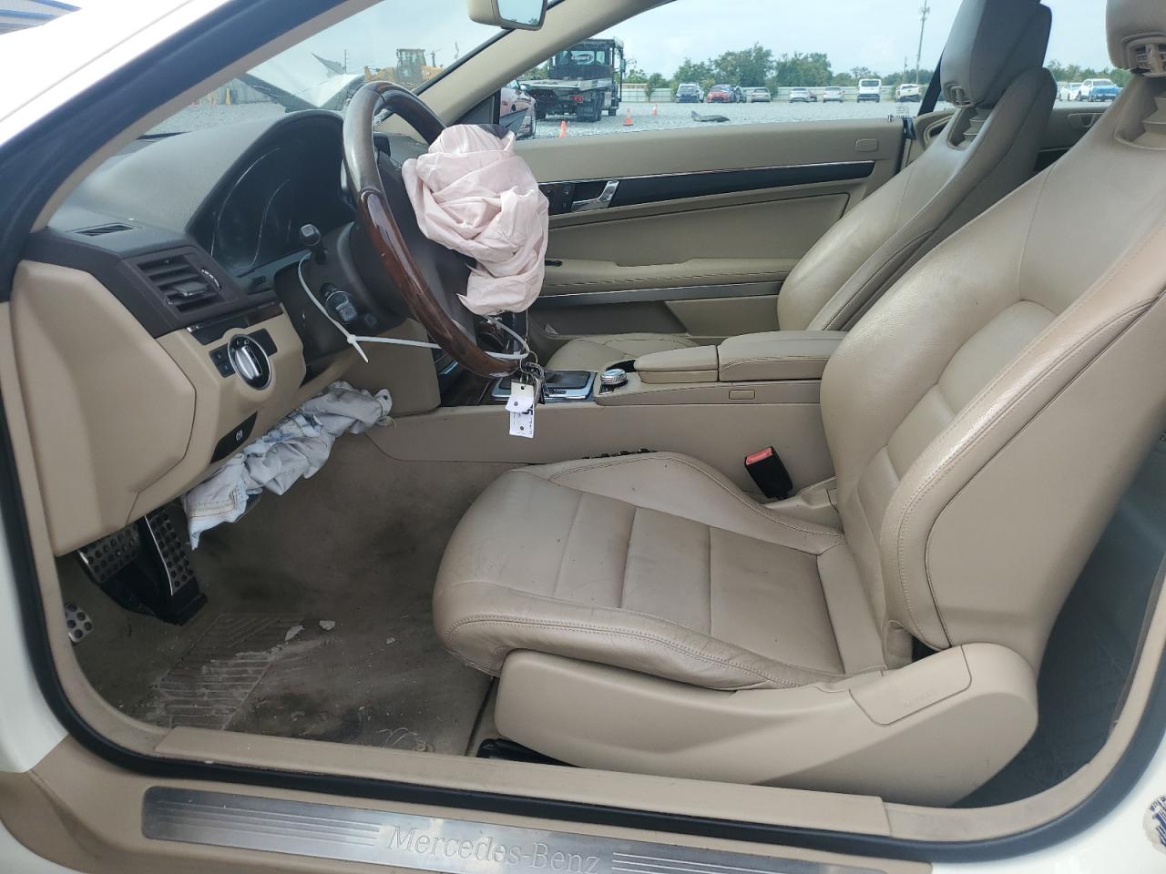2011 Mercedes-Benz E 350 VIN: WDDKK5GF2BF081082 Lot: 63502355