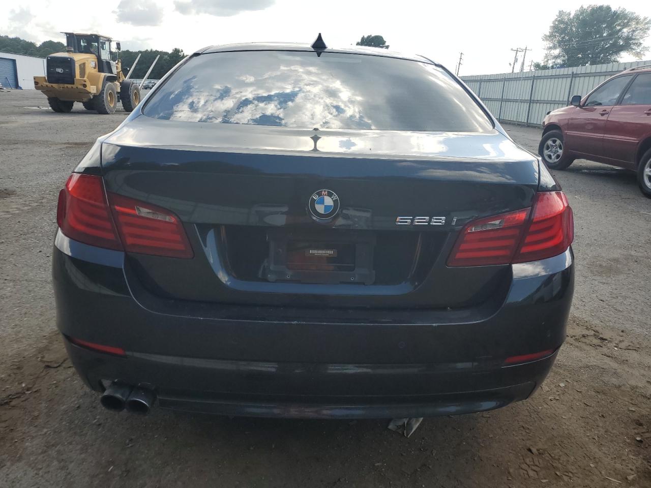 2013 BMW 528 I VIN: WBAXG5C57DD233576 Lot: 64985425