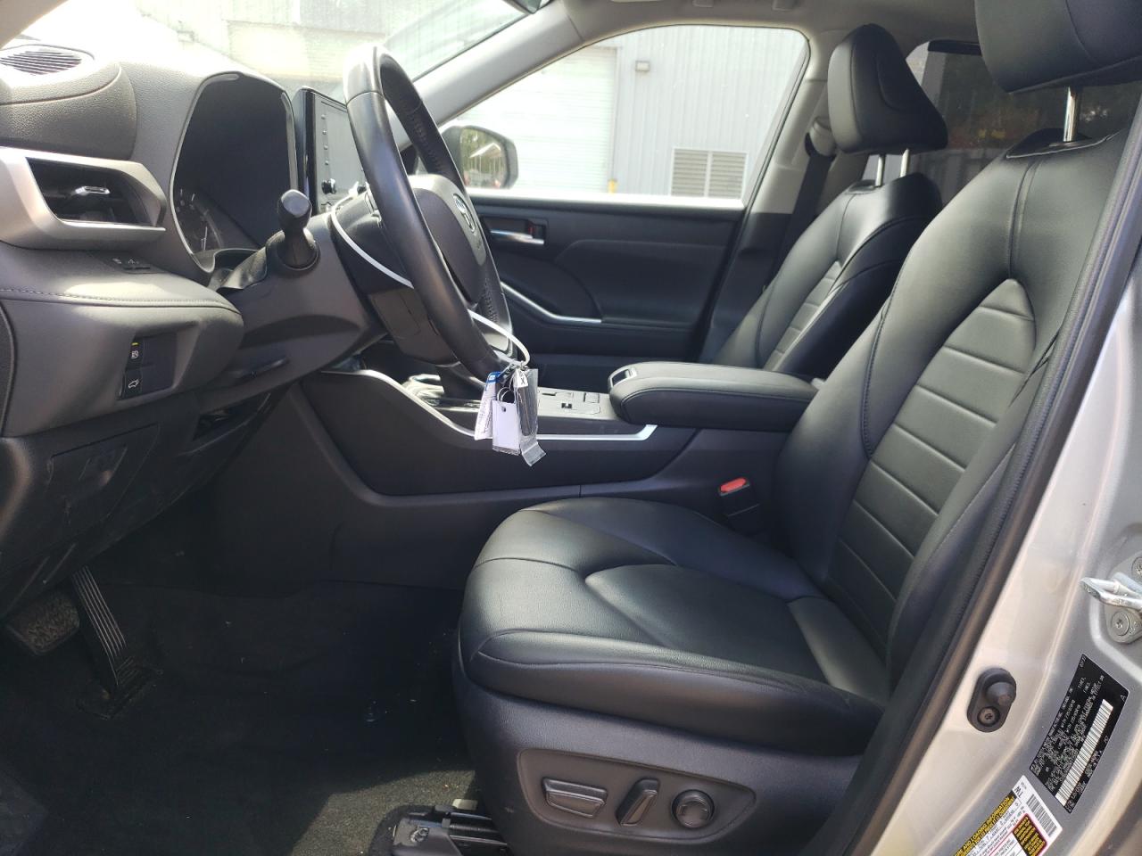 2022 Toyota Highlander Xle VIN: 5TDGZRAH0NS115991 Lot: 64500535