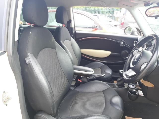 2009 MINI COOPER D C