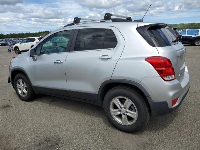  CHEVROLET TRAX 2018 Srebrny